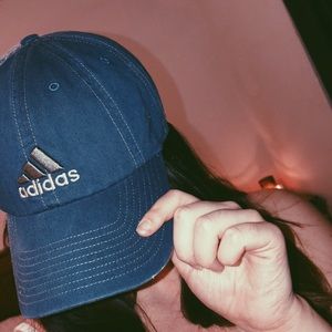 Jean Adidas Hat 🧢